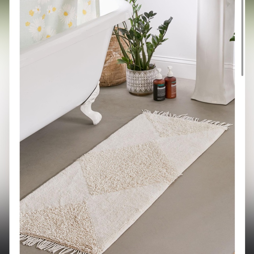 Urban Outfitters Looped Geo Runner Bath Mat